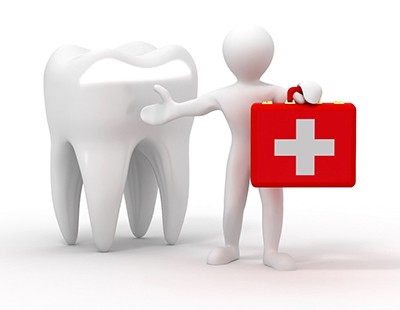 Man with an emergency kit in front of a tooth